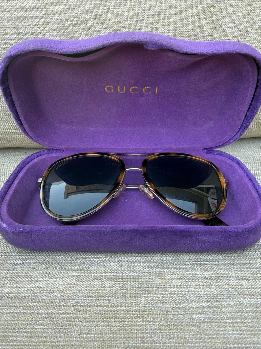 Gucci Tortoiseshell Aviator Sunglasses with Dark Lenses